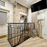 A Unique Duplex In The Heart Of Montorgueil