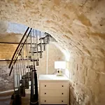 A Unique Duplex In The Heart Of Montorgueil